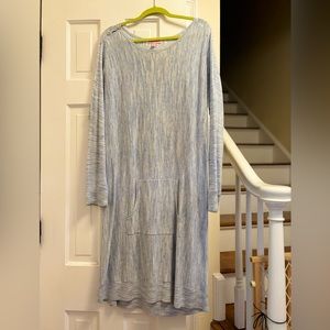 Lilly Pulitzer sweater dress. GUC. XL.